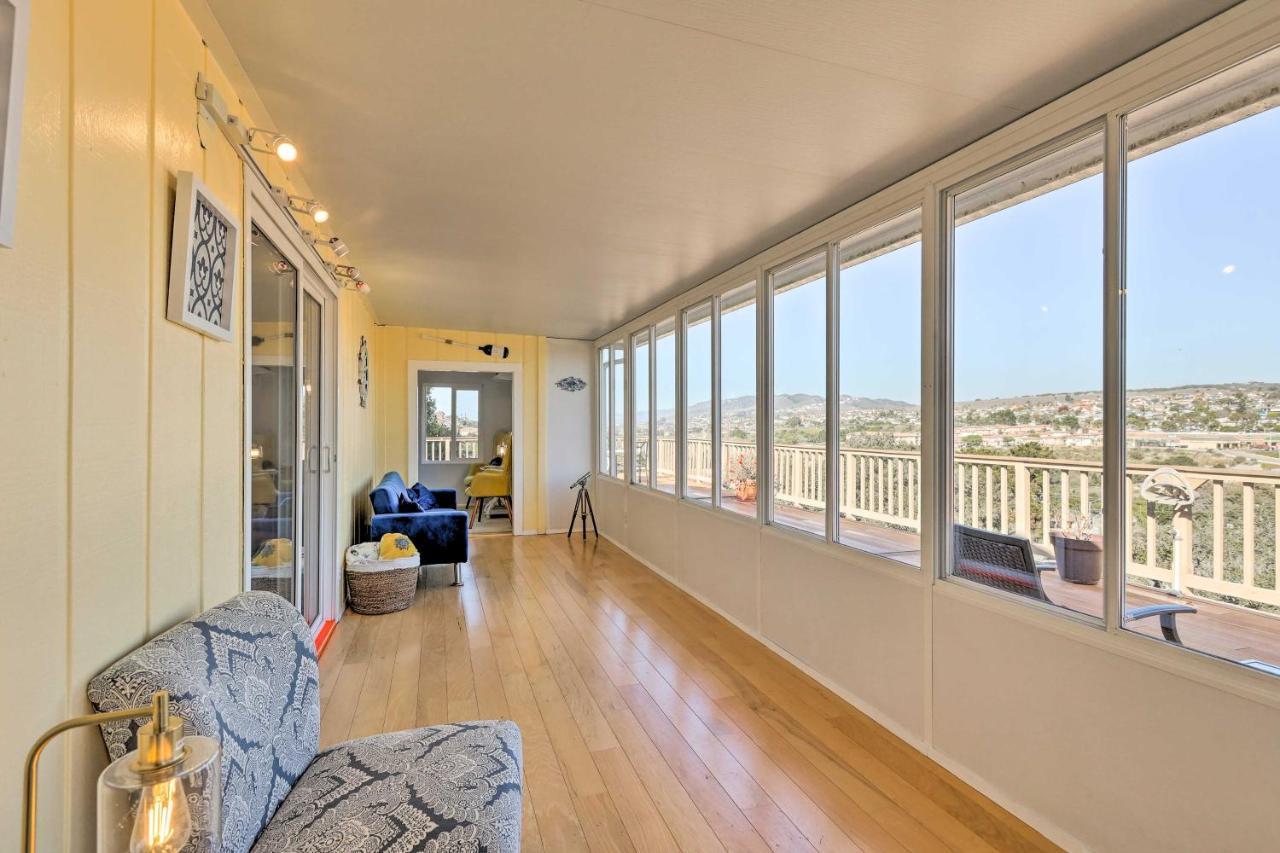 Retro House With Deck And Arroyo Grande View Villa Bagian luar foto