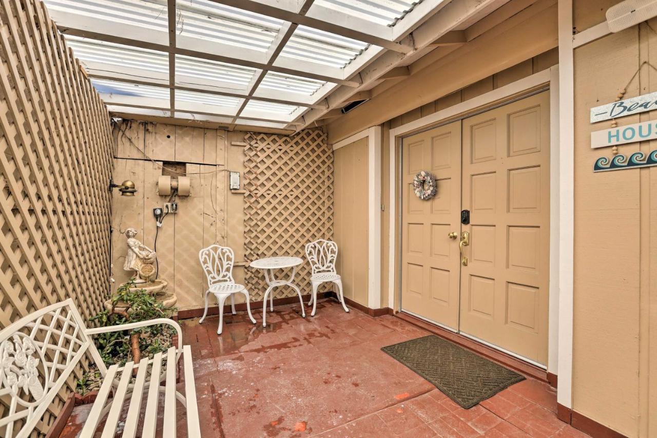Retro House With Deck And Arroyo Grande View Villa Bagian luar foto